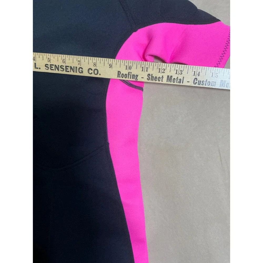 Hevto Wetsuit Shorty Kids Size 6 Black Pink Excellent 2mm Neoprene Front Zip